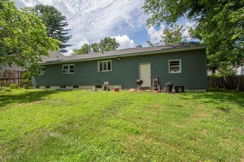 41 Senator St, Springfield, MA 01129 photo 16