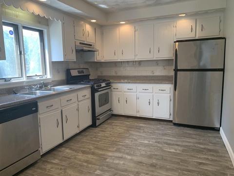 507 3rd St, Fall River, MA 02721 photo 2