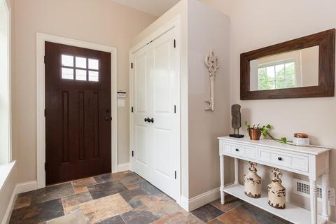 19 Wright St, Arlington, MA 02474 photo 4