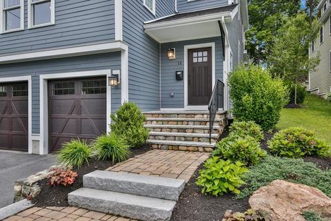 19 Wright St, Arlington, MA 02474 photo 3