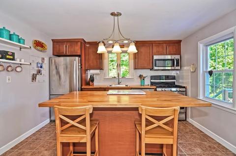 237 Conlyn Ave, Franklin, MA 02038 photo 6