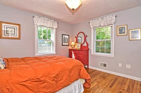 237 Conlyn Ave, Franklin, MA 02038 photo 15