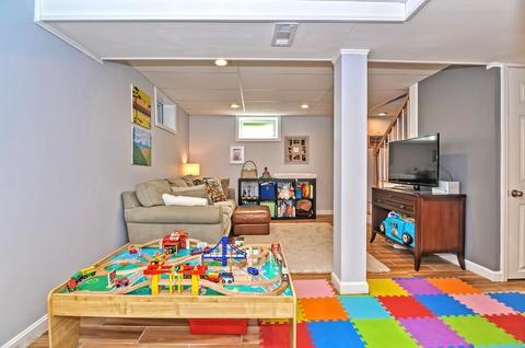 237 Conlyn Ave, Franklin, MA 02038 photo 20