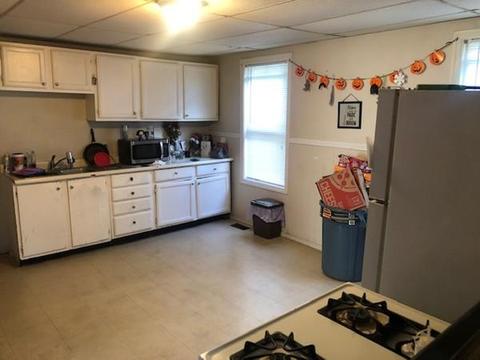8 E Kendall St, Worcester, MA 01605 photo 10