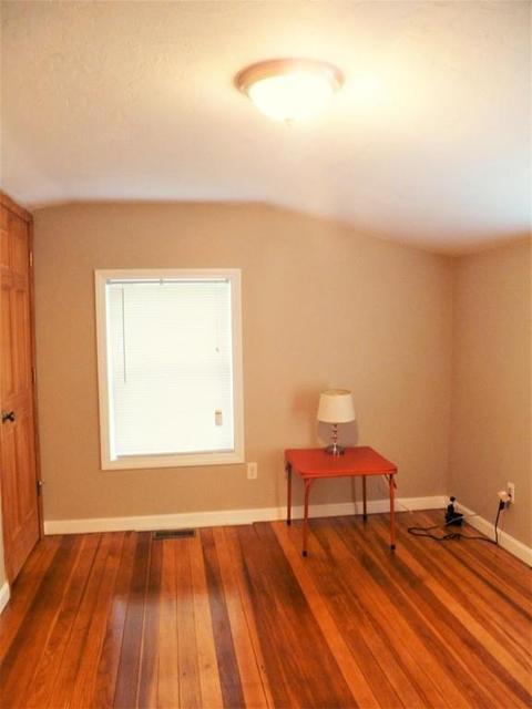 7 E Lake St, Worcester, MA 01604 photo 8