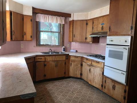 565 Maple St, Fall River, MA 02720 photo 6