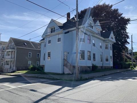 565 Maple St, Fall River, MA 02720 photo 3