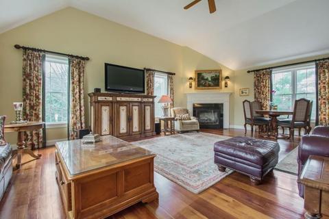 117 Fall Ln, Franklin, MA 02038 photo 3
