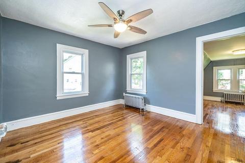 37 Tiffany St, Springfield, MA 01108 photo 21