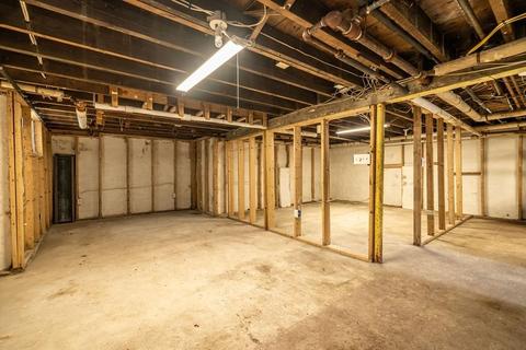 37 Tiffany St, Springfield, MA 01108 photo 25