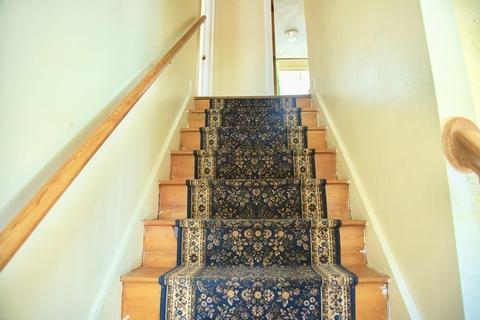 62 Everit Ave, Framingham, MA 01702 photo 6