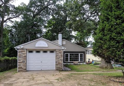 47 Glenmore St, Springfield, MA 01129 photo 2