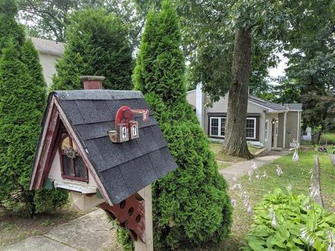 47 Glenmore St, Springfield, MA 01129 photo 1