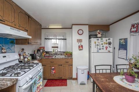 121 Plain St, Fall River, MA 02723 photo 24