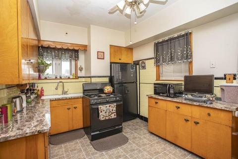 121 Plain St, Fall River, MA 02723 photo 10