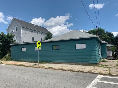 940 Stafford Rd, Fall River, MA 02721 photo 1