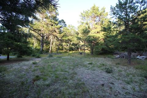 418 Putnam Ave, Barnstable, MA 02635 photo 9