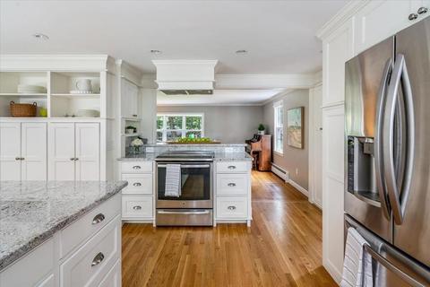 9 Maple St, Scituate, MA 02066 photo 10