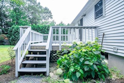 9 Droy Cir, Easthampton, MA 01027 photo 25