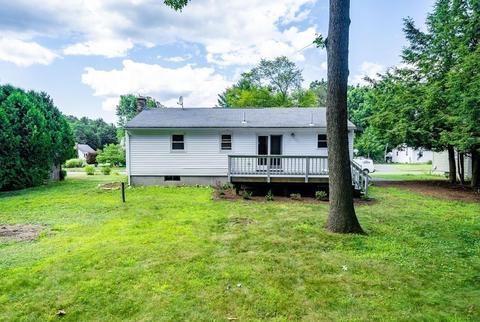 9 Droy Cir, Easthampton, MA 01027 photo 27