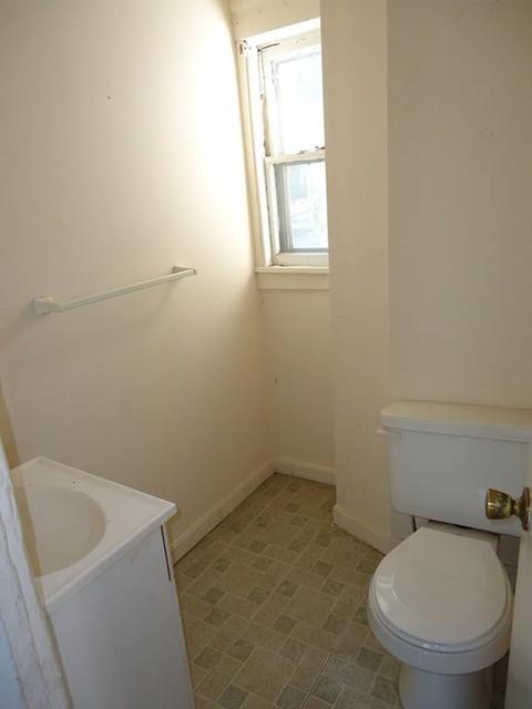 2 Cherry St, Hudson, MA 01749 photo 11