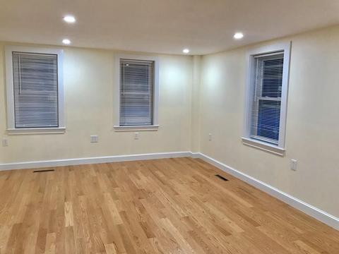 836 N Main St, Raynham, MA 02767 photo 4