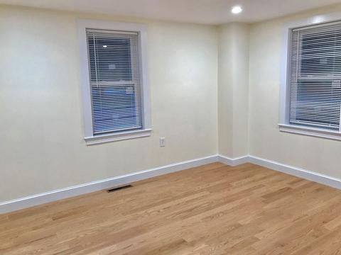 836 N Main St, Raynham, MA 02767 photo 5