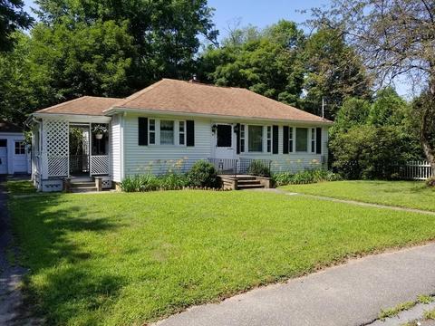 90 Pleasant St, Ware, MA 01082 photo 4