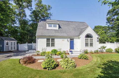 34 Pond View Dr, Mashpee, MA 02649 photo 1