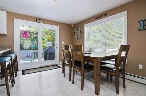 34 Pond View Dr, Mashpee, MA 02649 photo 7