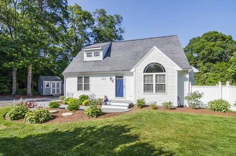 34 Pond View Dr, Mashpee, MA 02649 photo 2