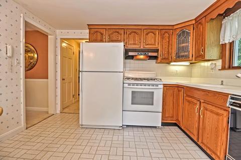 83 Monroe St, Dedham, MA 02026 photo 10