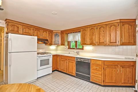83 Monroe St, Dedham, MA 02026 photo 8