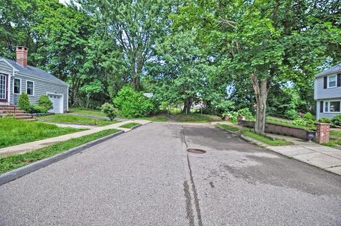83 Monroe St, Dedham, MA 02026 photo 28
