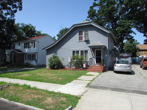 52 Redlands St, Springfield, MA 01104 photo 2