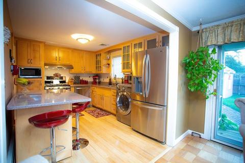 3 Brigham St, Maynard, MA 01754 photo 8