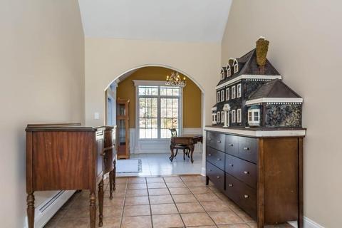 39 Beaver Dam Rd, Acushnet, MA 02743 photo 3