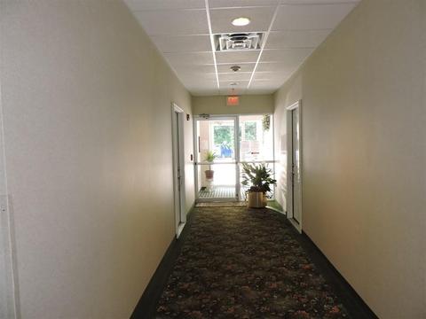 215 Mill St #103, Worcester, MA 01602 photo 3