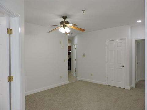 215 Mill St #103, Worcester, MA 01602 photo 24