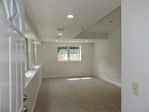 215 Mill St #103, Worcester, MA 01602 photo 13