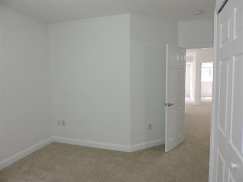 215 Mill St #103, Worcester, MA 01602 photo 32