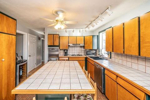 69 Harrow Rd, Springfield, MA 01118 photo 12