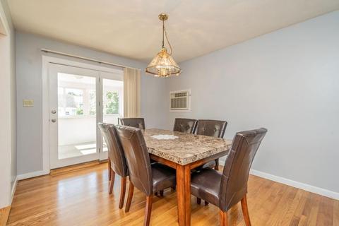 69 Harrow Rd, Springfield, MA 01118 photo 9