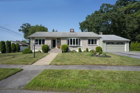 4 Donna Rd, Saugus, MA 01906 photo 3