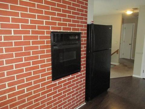 196 Marmon, Springfield, MA 01129 photo 10