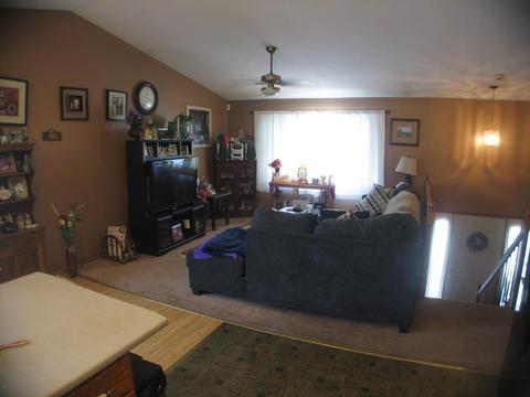 49 King St, Fall River, MA 02724 photo 3