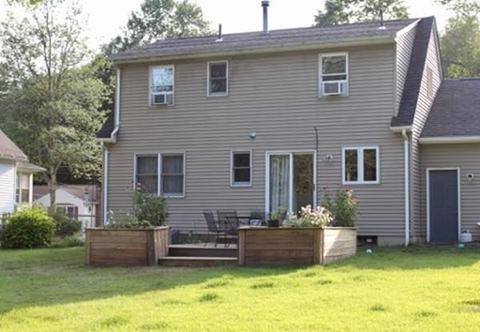 105 Senator St, Springfield, MA 01129 photo 14