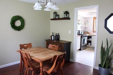 105 Senator St, Springfield, MA 01129 photo 7