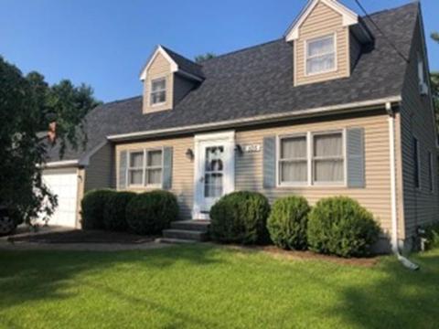 105 Senator St, Springfield, MA 01129 photo 1