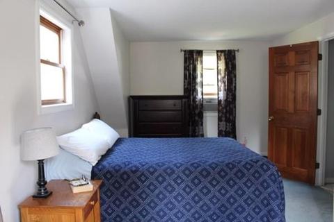 105 Senator St, Springfield, MA 01129 photo 9